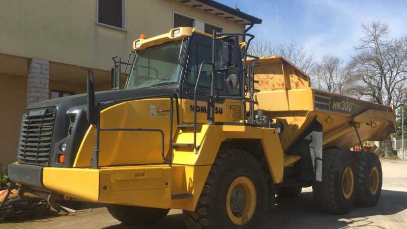 OmecoHub - KOMATSU HM300-5